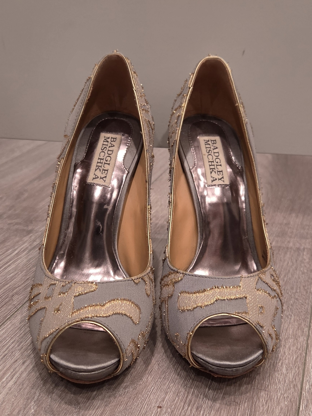 Badgley Mischka Gold-Embroidered Silver Peep-Toe Pumps